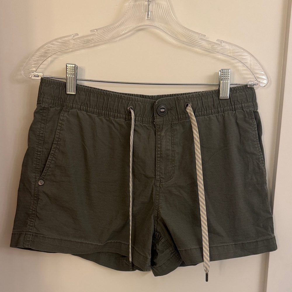 Vuori Ripstop Olive Green Women's Shorts